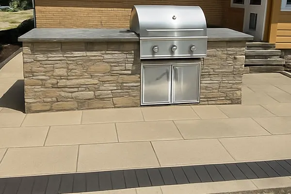 Outdoor Kitchen